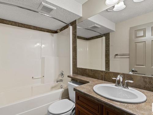 2923 24 Avenue, Edmonton, AB - Indoor Photo Showing Bathroom