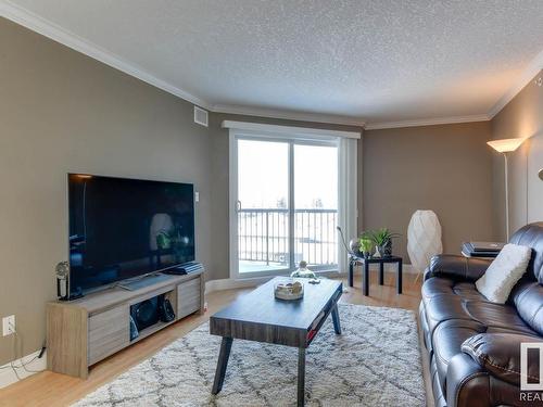 409 14604 125 Street, Edmonton, AB - Indoor Photo Showing Living Room