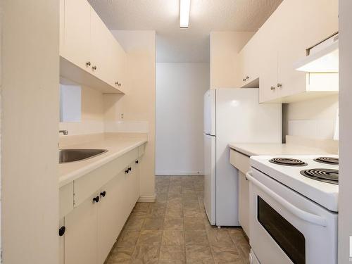 505 10160 116 Street, Edmonton, AB - Indoor Photo Showing Kitchen