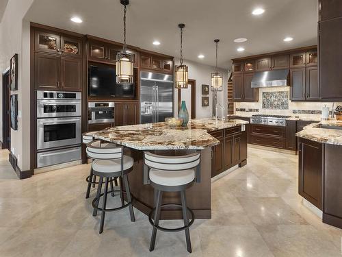 3719 Cameron Heights Place, Edmonton, AB - Indoor Photo Showing Kitchen With Upgraded Kitchen