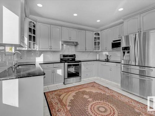 3508 24 Street, Edmonton, AB - Indoor Photo Showing Kitchen With Upgraded Kitchen