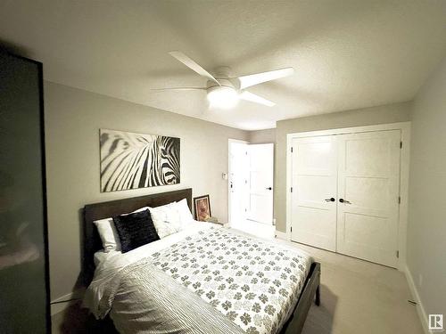 1330 Adamson Drive, Edmonton, AB - Indoor Photo Showing Bedroom