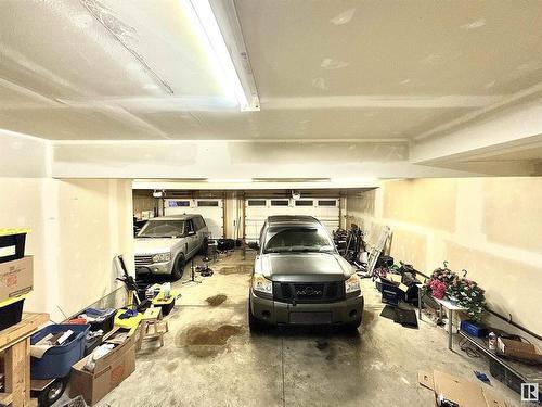 1330 Adamson Drive, Edmonton, AB - Indoor Photo Showing Garage