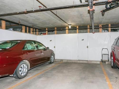 101 17150 94A Avenue, Edmonton, AB - Indoor Photo Showing Garage