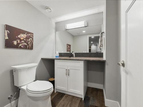 35 10550 Ellerslie Road, Edmonton, AB - Indoor Photo Showing Bathroom