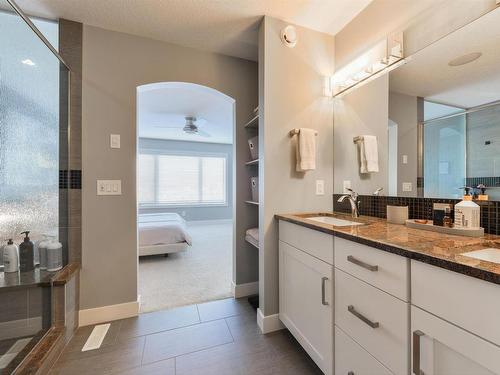 35 10550 Ellerslie Road, Edmonton, AB - Indoor Photo Showing Bathroom