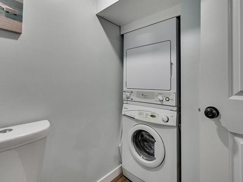 6919 83 Avenue Nw, Edmonton, AB - Indoor Photo Showing Laundry Room