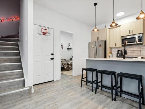 9537 106A Avenue, Edmonton, AB - Indoor Photo Showing Kitchen