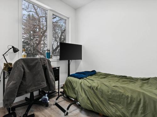 9537 106A Avenue, Edmonton, AB - Indoor Photo Showing Bedroom