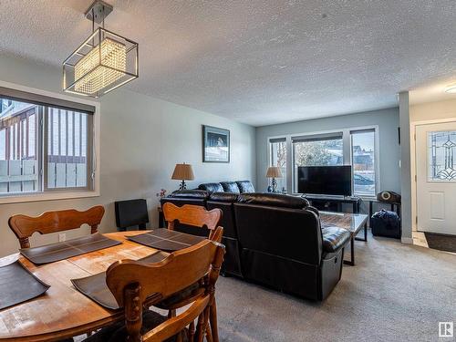 4614 13 Avenue, Edmonton, AB - Indoor Photo Showing Dining Room