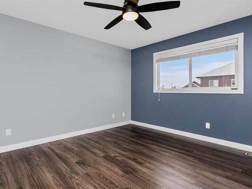 1515 Chapman Way, Edmonton, AB - Indoor Photo Showing Other Room