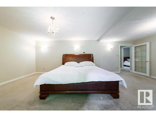 14004 47 Avenue, Edmonton, AB - Indoor Photo Showing Bedroom