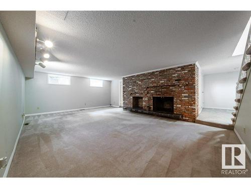 14004 47 Avenue, Edmonton, AB - Indoor With Fireplace