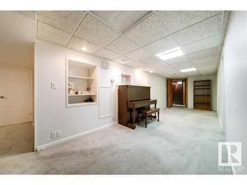 14004 47 Avenue, Edmonton, AB - Indoor Photo Showing Other Room