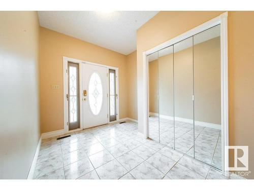 14004 47 Avenue, Edmonton, AB - Indoor Photo Showing Other Room