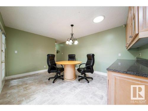 14004 47 Avenue, Edmonton, AB - Indoor