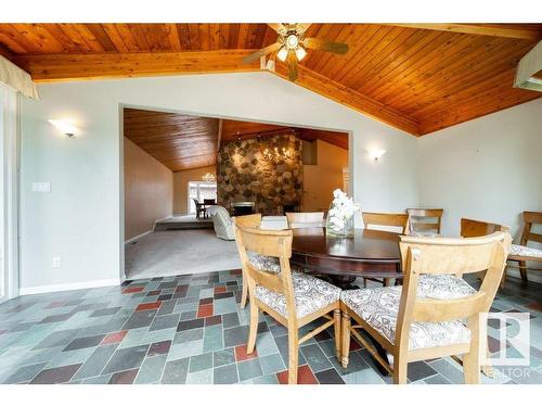 14004 47 Avenue, Edmonton, AB - Indoor Photo Showing Dining Room