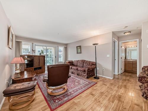 312 8956 156 Street, Edmonton, AB - Indoor Photo Showing Living Room