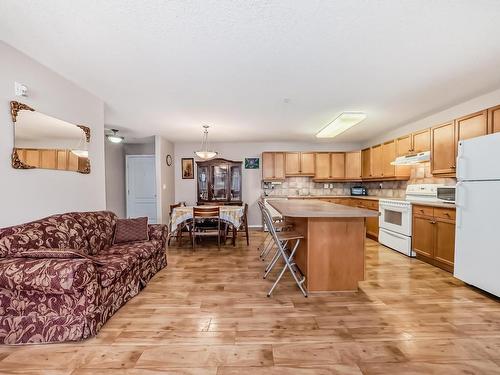 312 8956 156 Street, Edmonton, AB - Indoor