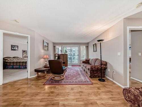 312 8956 156 Street, Edmonton, AB - Indoor Photo Showing Living Room