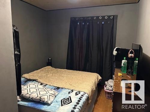 10848 93 Street, Edmonton, AB - Indoor Photo Showing Bedroom