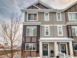 47 2215 24 Street  Edmonton, AB T6T 1A6