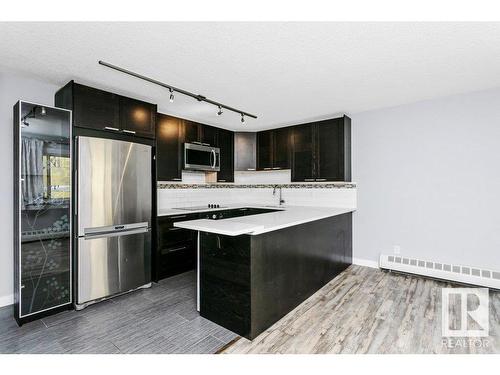 35 10015 83 Avenue, Edmonton, AB - Indoor Photo Showing Kitchen