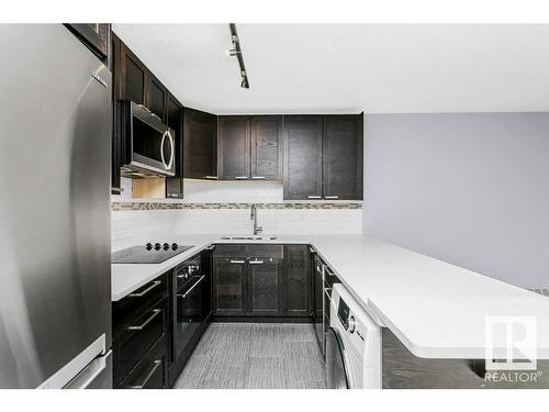 35 10015 83 Avenue, Edmonton, AB - Indoor Photo Showing Kitchen