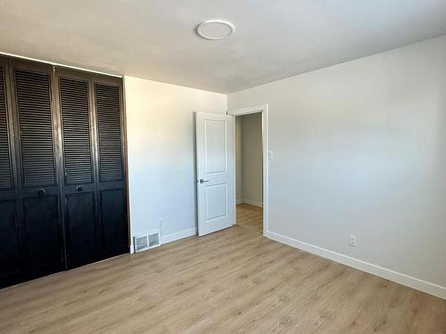 1921 73 Street, Edmonton, AB - Indoor Photo Showing Other Room