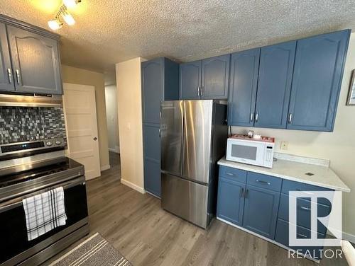 15232 94A Street, Edmonton, AB - Indoor Photo Showing Kitchen