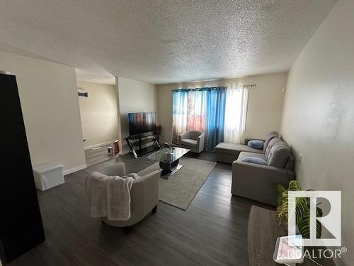 15232 94A Street, Edmonton, AB - Indoor Photo Showing Living Room