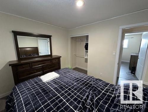 15232 94A Street, Edmonton, AB - Indoor Photo Showing Bedroom