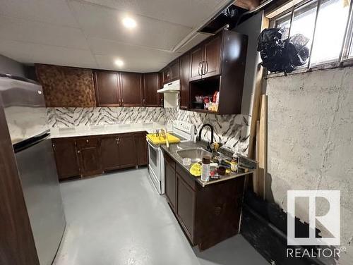 15232 94A Street, Edmonton, AB - Indoor Photo Showing Kitchen