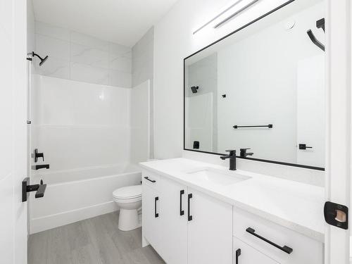 224 Lee Ridge Road, Edmonton, AB - Indoor Photo Showing Bathroom