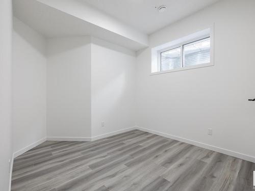 224 Lee Ridge Road, Edmonton, AB - Indoor Photo Showing Other Room