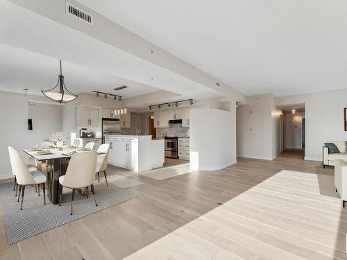 903 10108 125 Street, Edmonton, AB - Indoor Photo Showing Dining Room