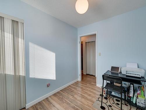 13309 47 Street, Edmonton, AB - Indoor Photo Showing Other Room