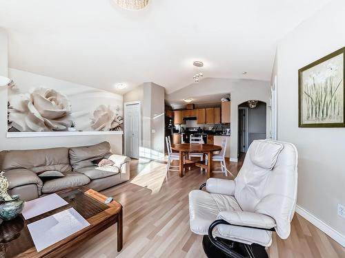 48 150 Edwards Drive, Edmonton, AB - Indoor Photo Showing Living Room