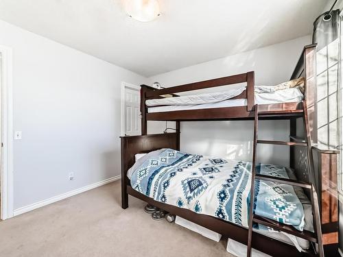 48 150 Edwards Drive, Edmonton, AB - Indoor Photo Showing Bedroom