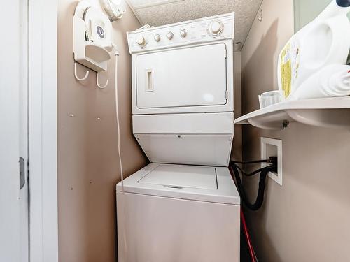 48 150 Edwards Drive, Edmonton, AB - Indoor Photo Showing Laundry Room