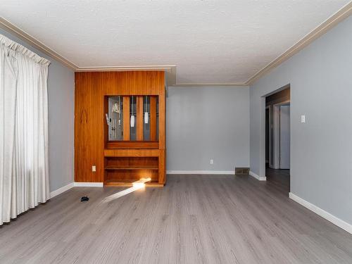 12419 83 Street, Edmonton, AB - Indoor Photo Showing Other Room