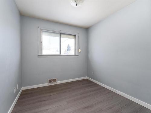 12419 83 Street, Edmonton, AB - Indoor Photo Showing Other Room