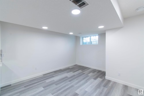 10954 135 Street, Edmonton, AB - Indoor