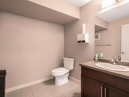 103 6084 Stanton Drive, Edmonton, AB - Indoor Photo Showing Bathroom