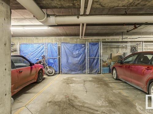 233 6079 Maynard Way, Edmonton, AB - Indoor Photo Showing Garage