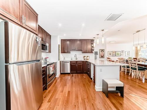 206 11660 79 Avenue, Edmonton, AB - Indoor Photo Showing Kitchen With Upgraded Kitchen