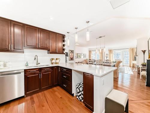 206 11660 79 Avenue, Edmonton, AB - Indoor Photo Showing Kitchen With Upgraded Kitchen