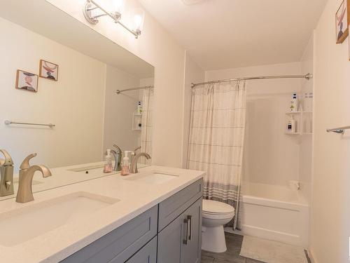 1325 39 Street, Edmonton, AB - Indoor Photo Showing Bathroom