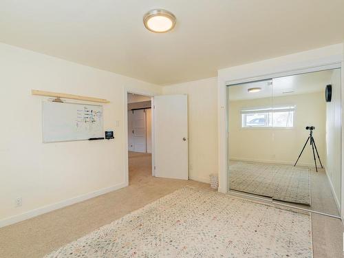 1325 39 Street, Edmonton, AB - Indoor Photo Showing Other Room