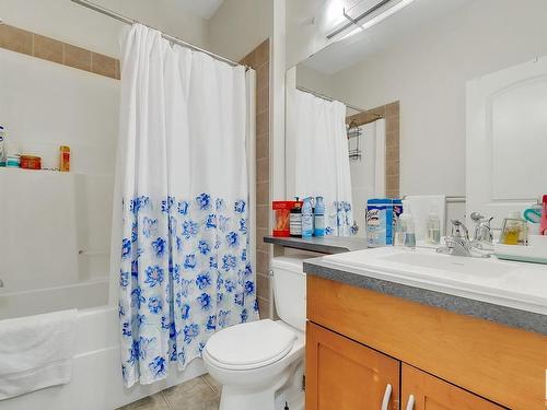 303 10121 80 Avenue, Edmonton, AB - Indoor Photo Showing Bathroom